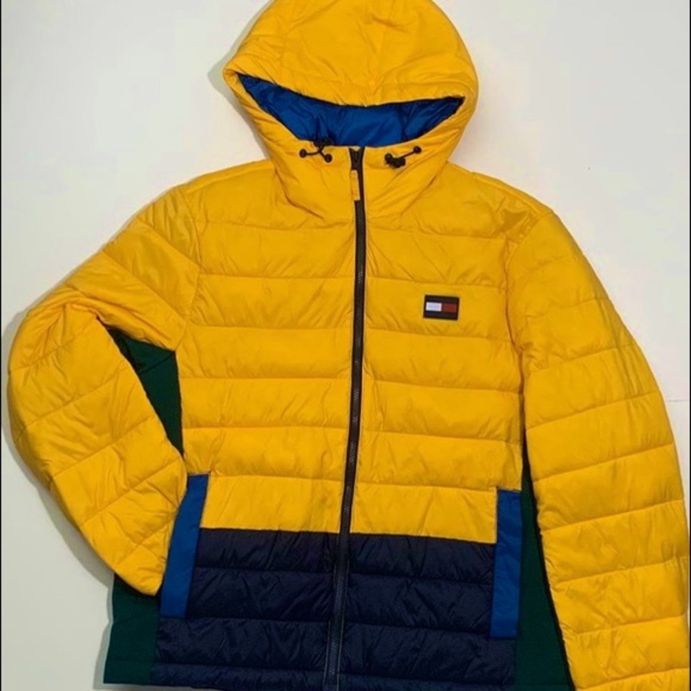 Tommy Hilfiger colorblock puffer hoody jacket small